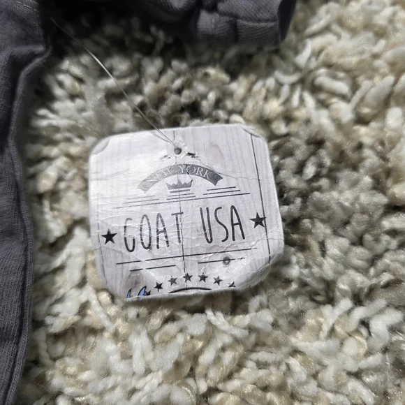 NWT Goat USA Graphic Undefeated Football T-Shirt Size Medium - Picture 3 of 7